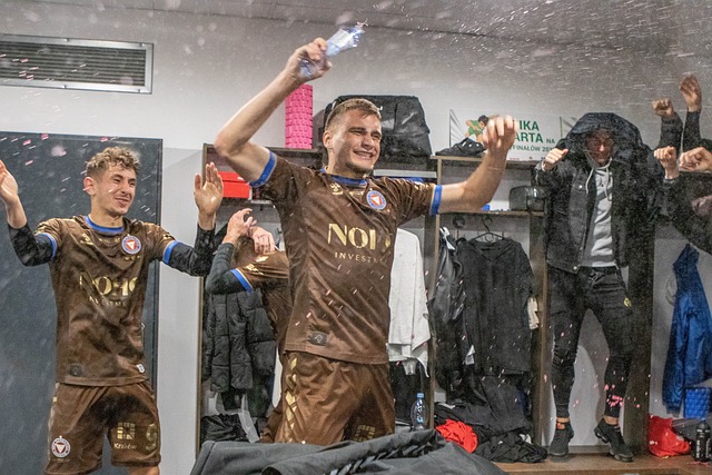 法完成反扑 法完成反扑